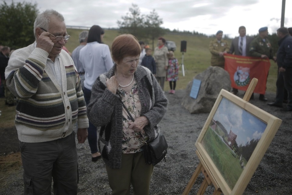 Жители Идрицы отмечают 75-летие освобождения поселка от фашистов