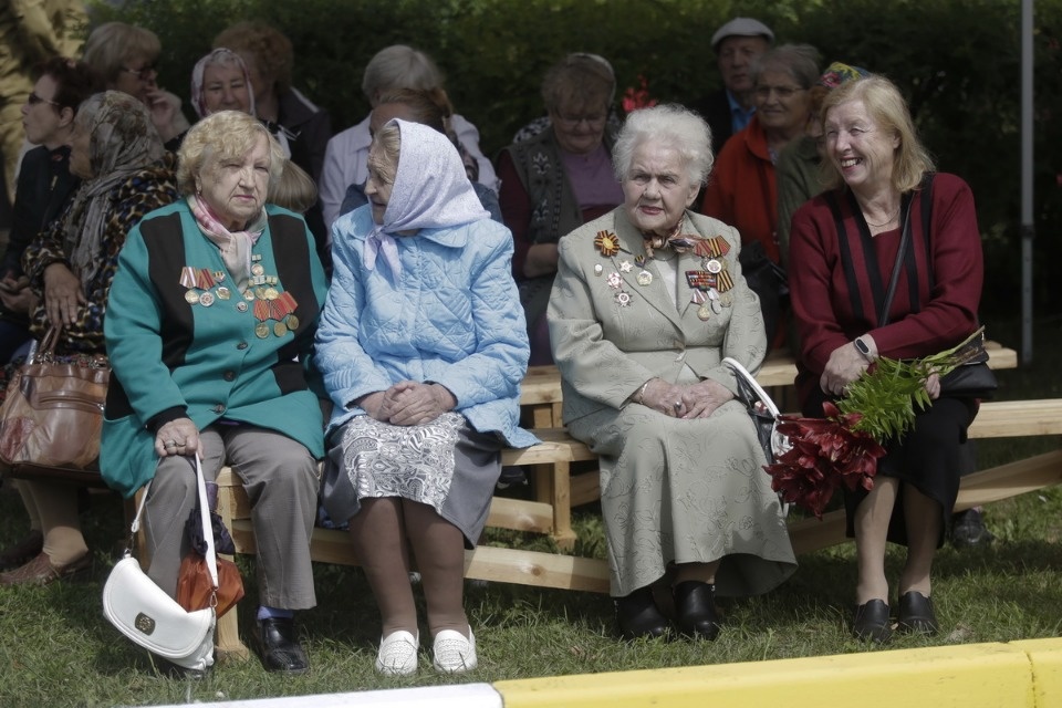 Жители Идрицы отмечают 75-летие освобождения поселка от фашистов