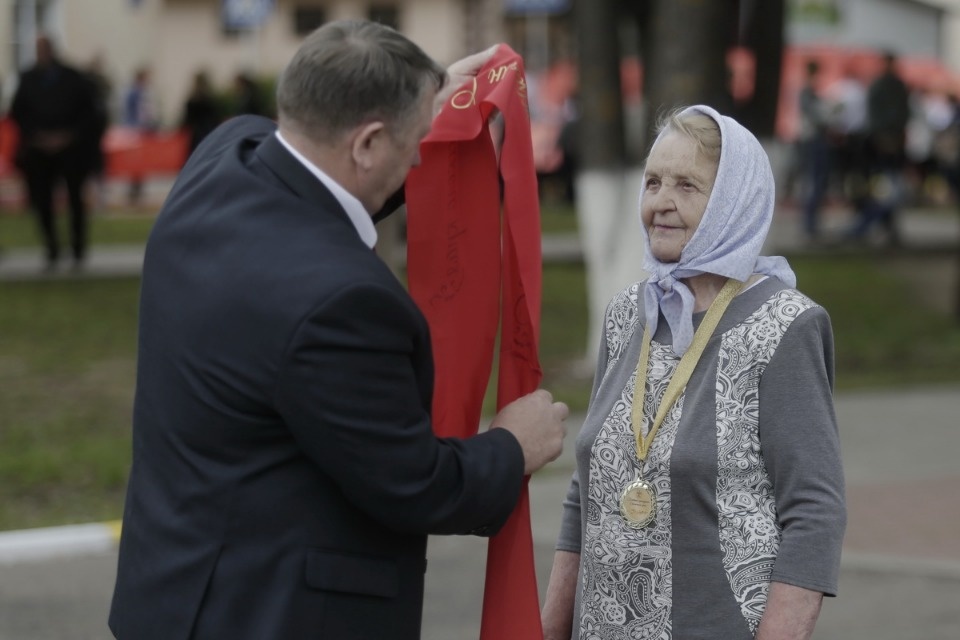 Жители Идрицы отмечают 75-летие освобождения поселка от фашистов
