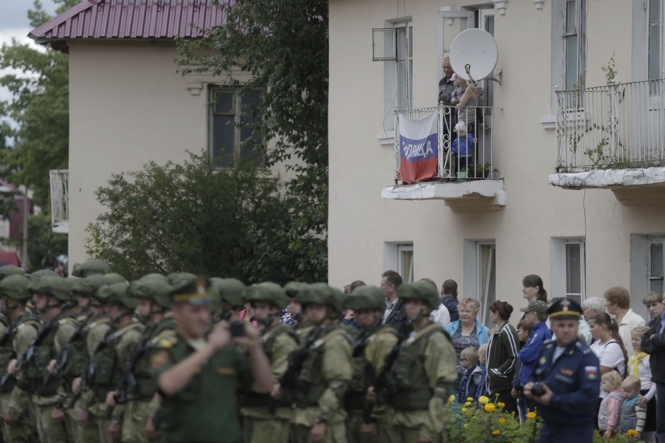 Жители Идрицы отмечают 75-летие освобождения поселка от фашистов