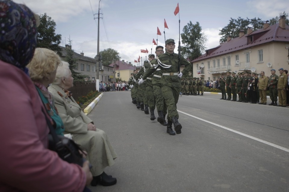 Жители Идрицы отмечают 75-летие освобождения поселка от фашистов