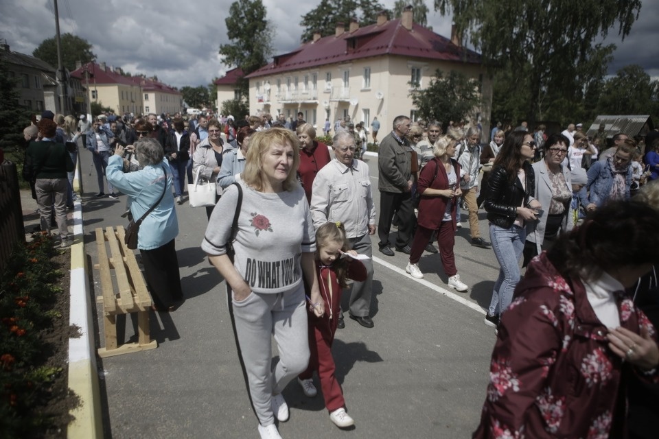 Жители Идрицы отмечают 75-летие освобождения поселка от фашистов