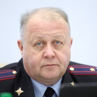 Владимир Круглов: в Пскове поступает много жалоб на шум и беспорядки возле «наливаек»