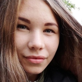 Мороженое килограммами и подписи на футболке