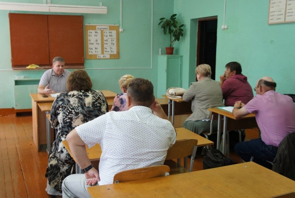 2,5 миллиона рублей направлено на замену электропроводки в новоржевской школе