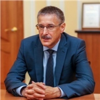 Василий Осипов и Борис Елкин объехали Псков на велосипеде, чтобы проверить благоустройство города