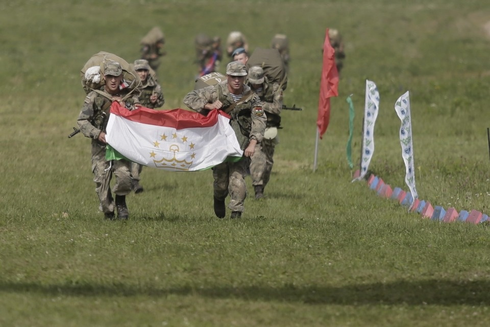Первый конкурсный день «Десантного взвода» в Пскове