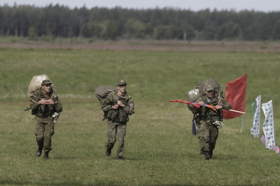 Первый конкурсный день «Десантного взвода» в Пскове