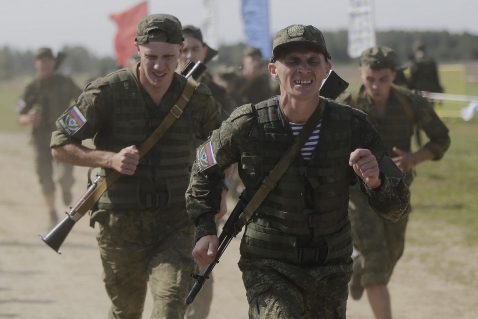 Первый конкурсный день «Десантного взвода» в Пскове