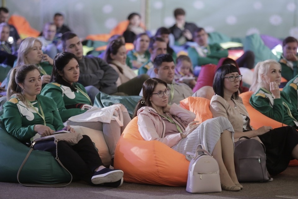 В Пскове стартовал форум молодых семей