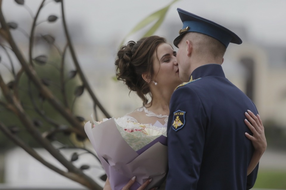 В Пскове появилось «Семейное древо сердец» В Пскове появилось «Семейное древо сердец»