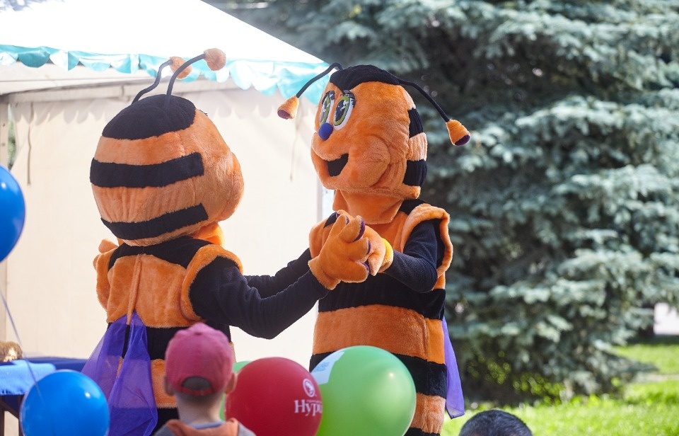 Каким запомнят нынешний «Медовый фестиваль» в Пскове Каким запомнят нынешний «Медовый фестиваль» в Пскове
