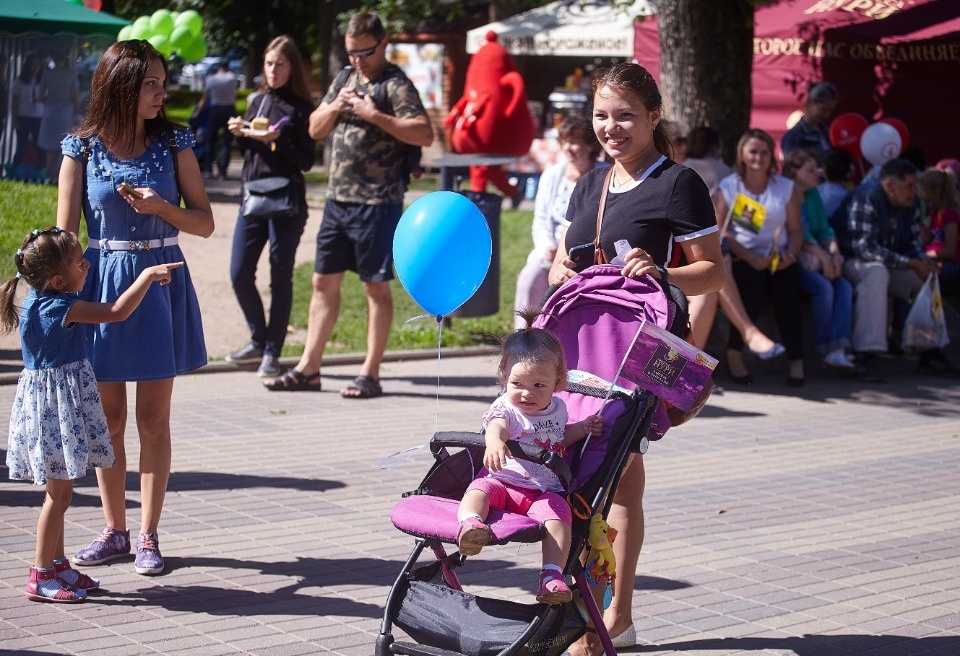 Каким запомнят нынешний «Медовый фестиваль» в Пскове Каким запомнят нынешний «Медовый фестиваль» в Пскове