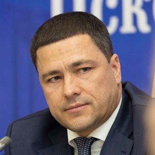 Псковский губернатор о режиме работы «24/7»: Уходить с работы в 22:00 будем не скоро