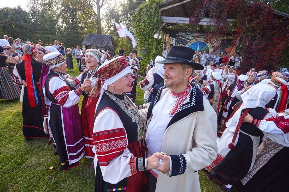 Представители народа сето собрались в Сигово на семейные встречи Представители народа сето собрались в Сигово на семейные встречи