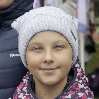 Приставку подарю дедушке