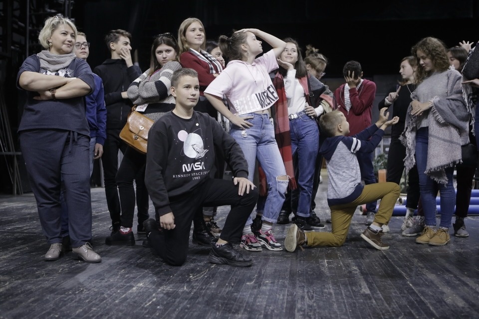 Путешествие из Волгограда в псковский театр