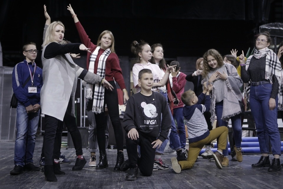 Путешествие из Волгограда в псковский театр