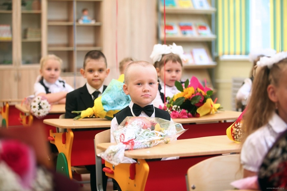 Как выглядит новая школа в Дно Как выглядит новая школа в Дно