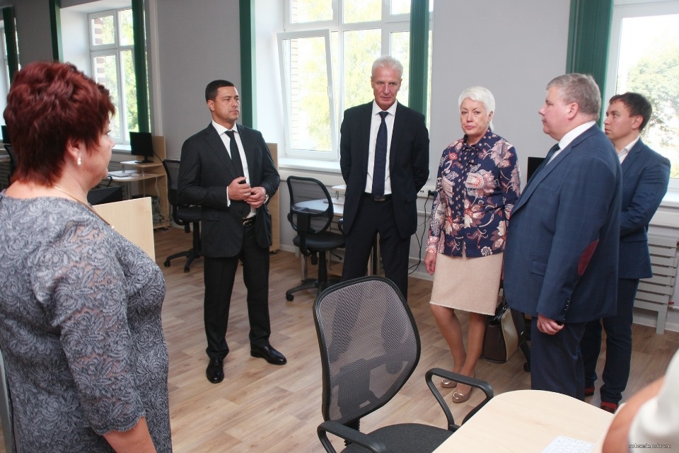 Как выглядит новая школа в Дно Как выглядит новая школа в Дно