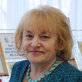 На 300 тысяч больше На 300 тысяч больше