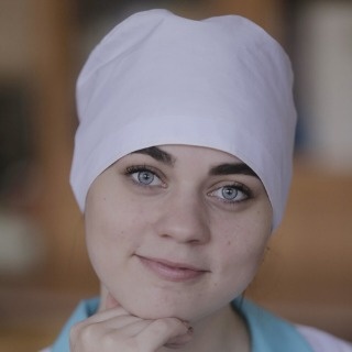 Вкалывает человек