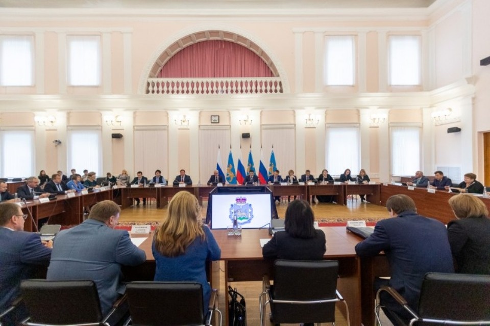 Губернатор – избранным главам районов: Впереди пять лет сложной, кропотливой работы Губернатор – избранным главам районов: Впереди пять лет сложной, кропотливой работы