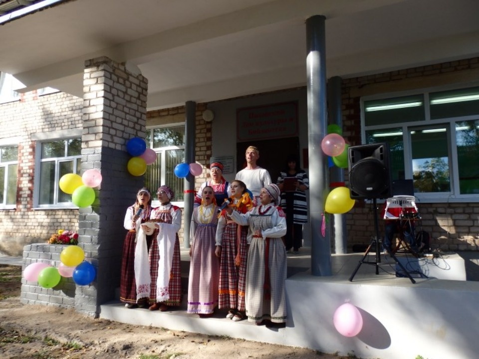 В порховской деревне Полоное открыли спортивно-культурный комплекс