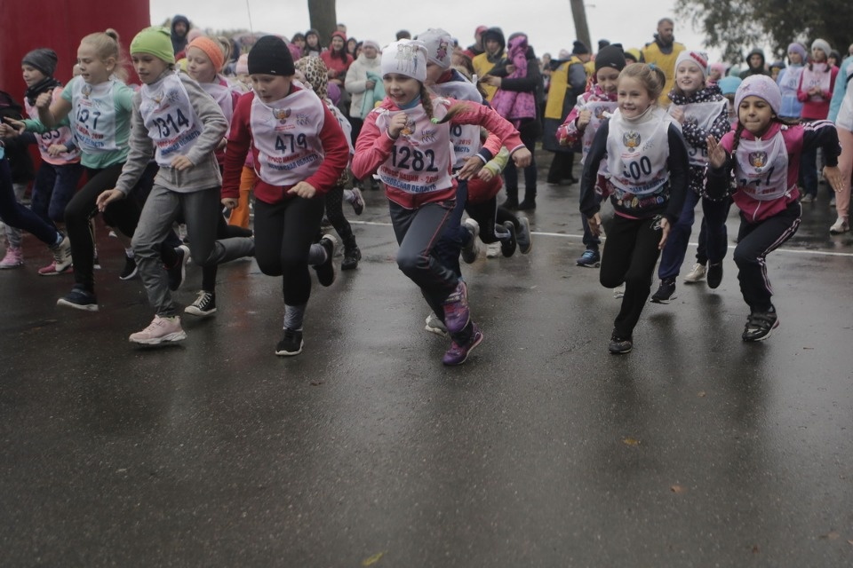 В Пскове пробежали «Кросс наций»