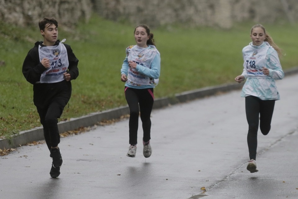 В Пскове пробежали «Кросс наций»