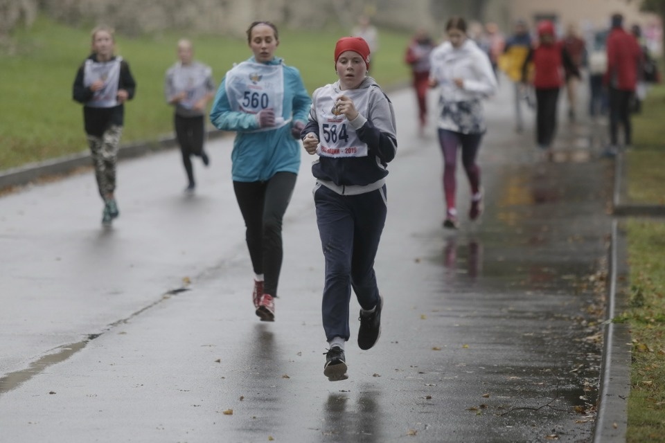 В Пскове пробежали «Кросс наций»