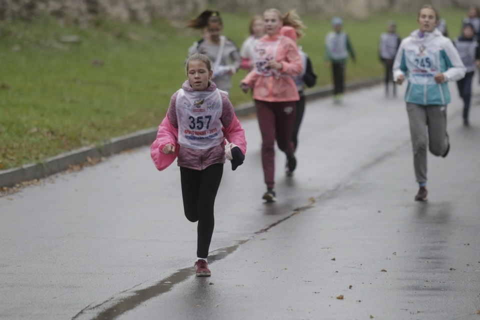 В Пскове пробежали «Кросс наций»