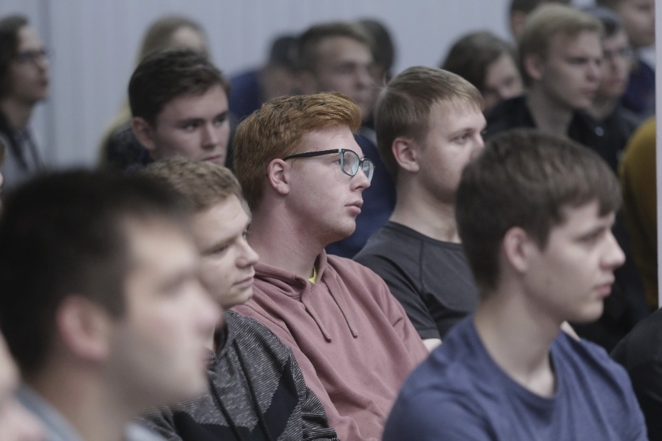 Белые всадники прогресса