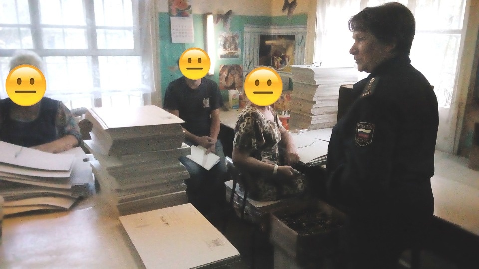 Подметают улицу Свободы - как в разных районах проходят обязательные работы