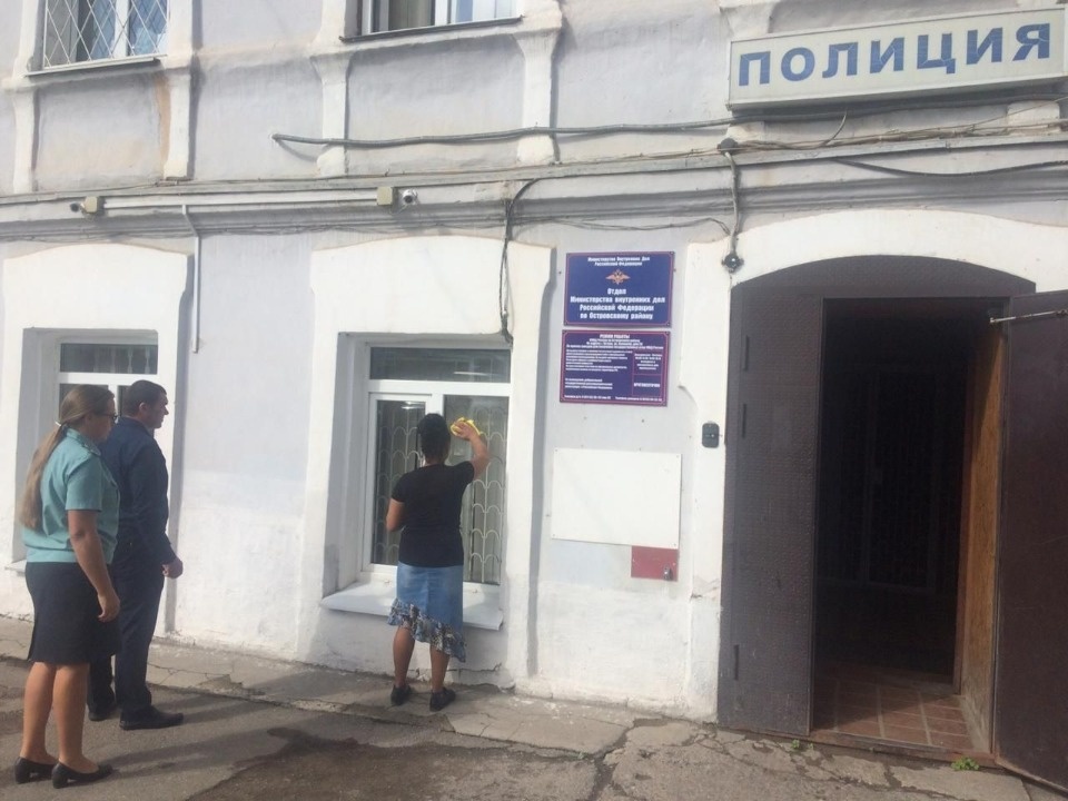 Подметают улицу Свободы - как в разных районах проходят обязательные работы