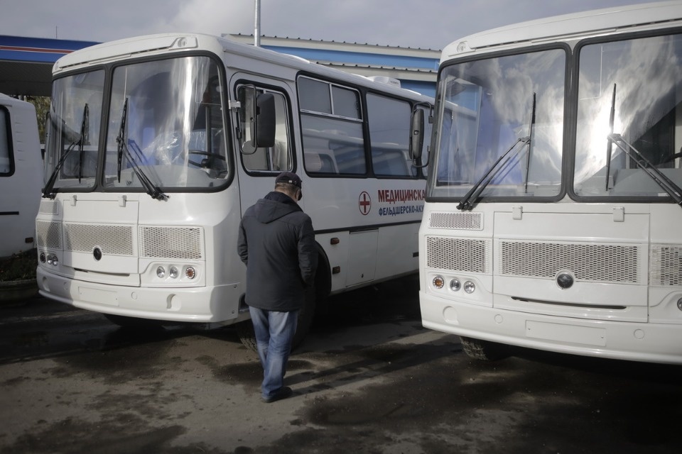 Псковская область получила новые мобильные фельдшерско-акушерских пункты