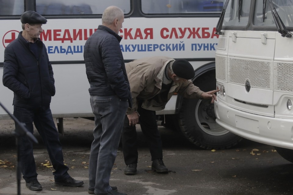 Псковская область получила новые мобильные фельдшерско-акушерских пункты