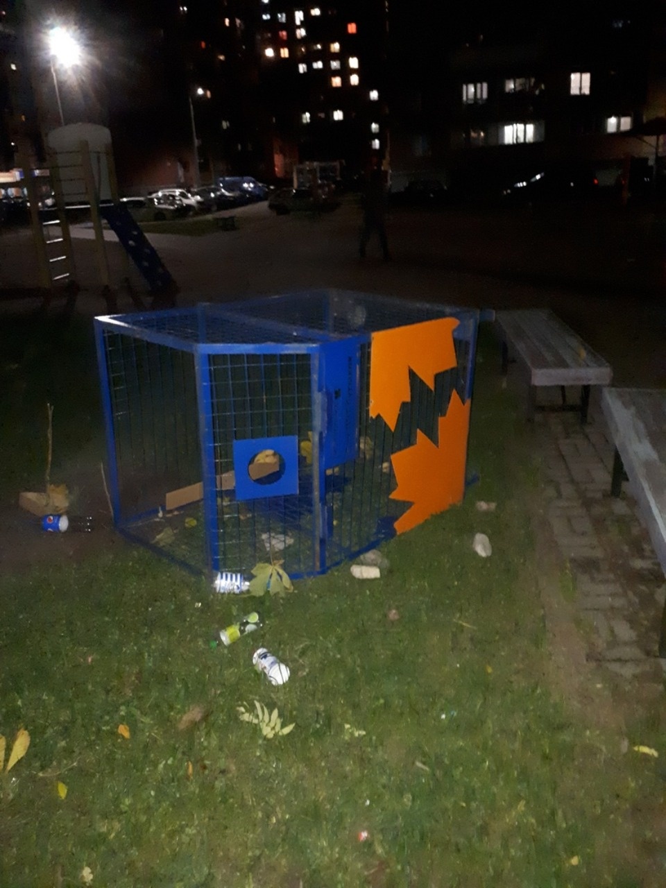 Очевидцы делятся в соцсетях фотографиями разрушительного ветра в Псковской области (ОБНОВЛЯЕТСЯ)