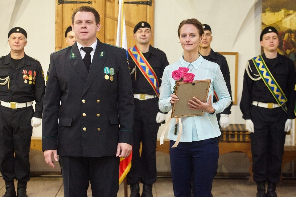 «Псковская правда» получила награду от приставов за лучший материал в печатном издании