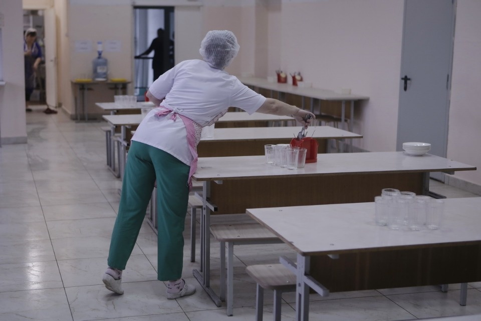 Депутаты проверили, как в школах и детсадах Пскова тратят сэкономленные ими деньги