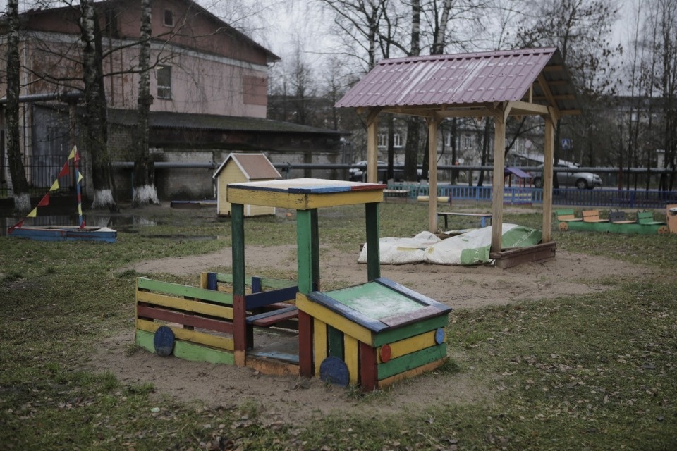 Депутаты проверили, как в школах и детсадах Пскова тратят сэкономленные ими деньги