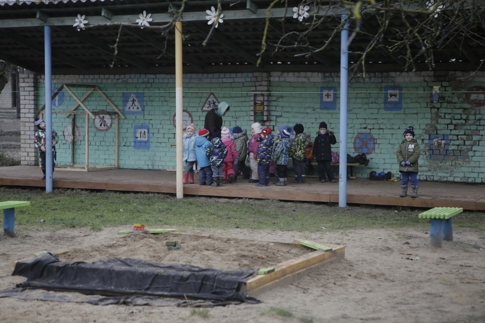 Депутаты проверили, как в школах и детсадах Пскова тратят сэкономленные ими деньги