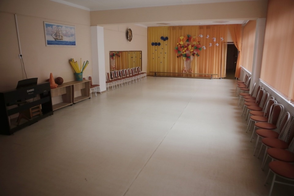 Депутаты проверили, как в школах и детсадах Пскова тратят сэкономленные ими деньги