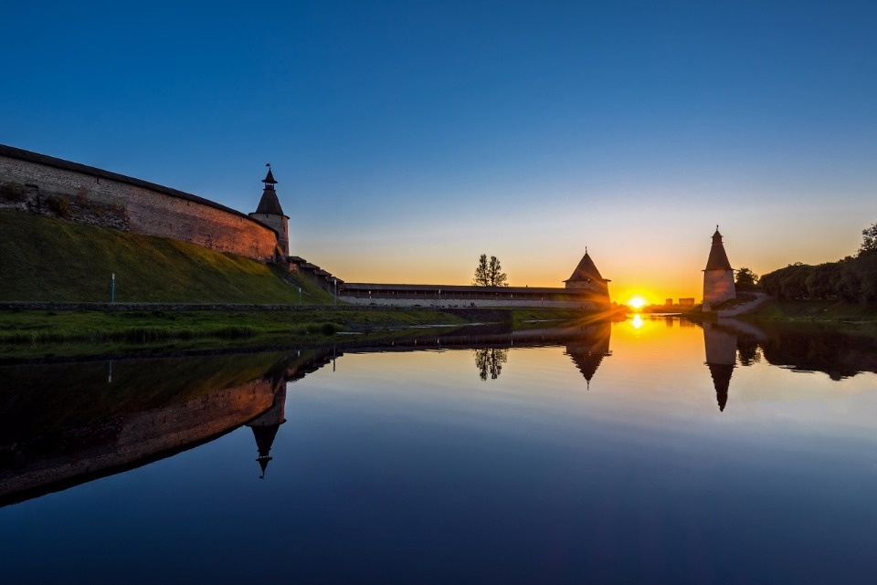 Фотография Псковского кремля на закате почти месяц висела на выставке «Русская цивилизация» в московском ГУМе 