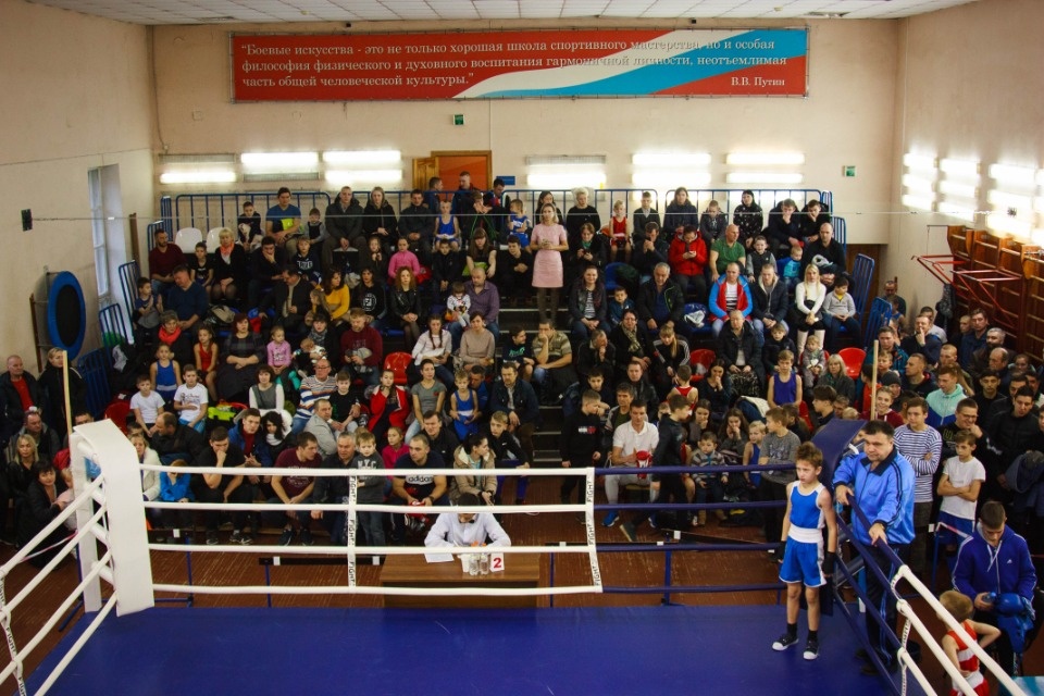 Джеффри Монсон посетил детский турнир по боксу в Пскове Джеффри Монсон посетил детский турнир по боксу в Пскове