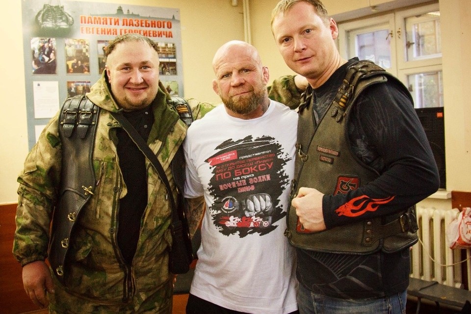 Джеффри Монсон посетил детский турнир по боксу в Пскове Джеффри Монсон посетил детский турнир по боксу в Пскове