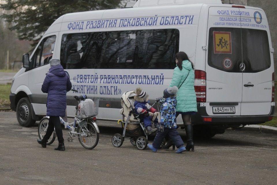 Накормили
