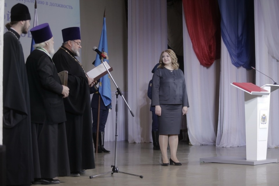 Вступление Елены Полонской в должность главы Пскова