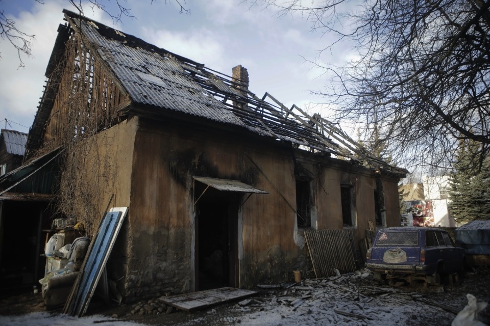 Ночевал в машине с двумя кошками