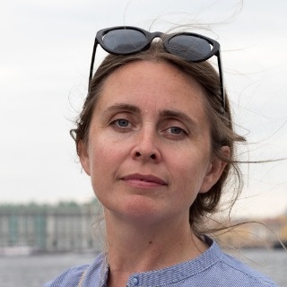 Невесомые кружевные серьги выставит на ярмарке «ART-ель» мастер Юлия Григорьева